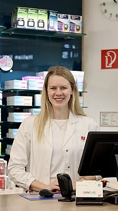 Fr. Mag. pharm. Alexandra Pühringer