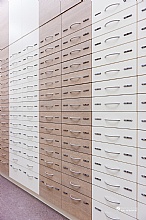 Apothekenschränke Bild 6